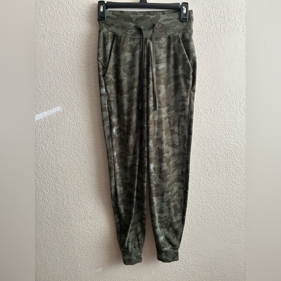 Lululemon Ready to Rulu Jogger 29” Heritage Camo Dark Olive Green Twill 2 - Picture 4 of 13